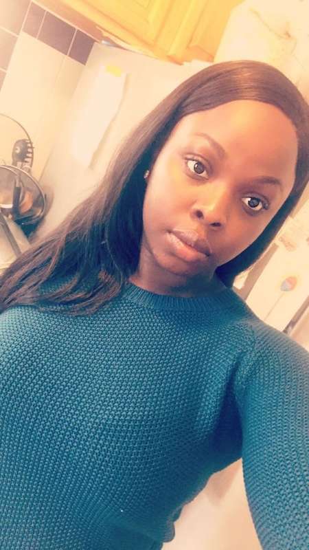 hi babysitter energetic babysitter looking to work with a lovely fam babysitter looking for work