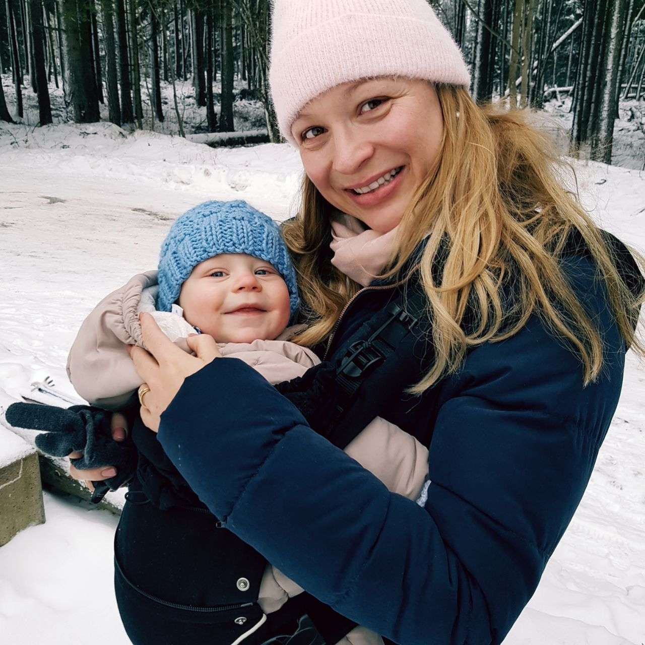 hi babysitter job berlin need a babysitter for 10 h w in gran need a babysitter job