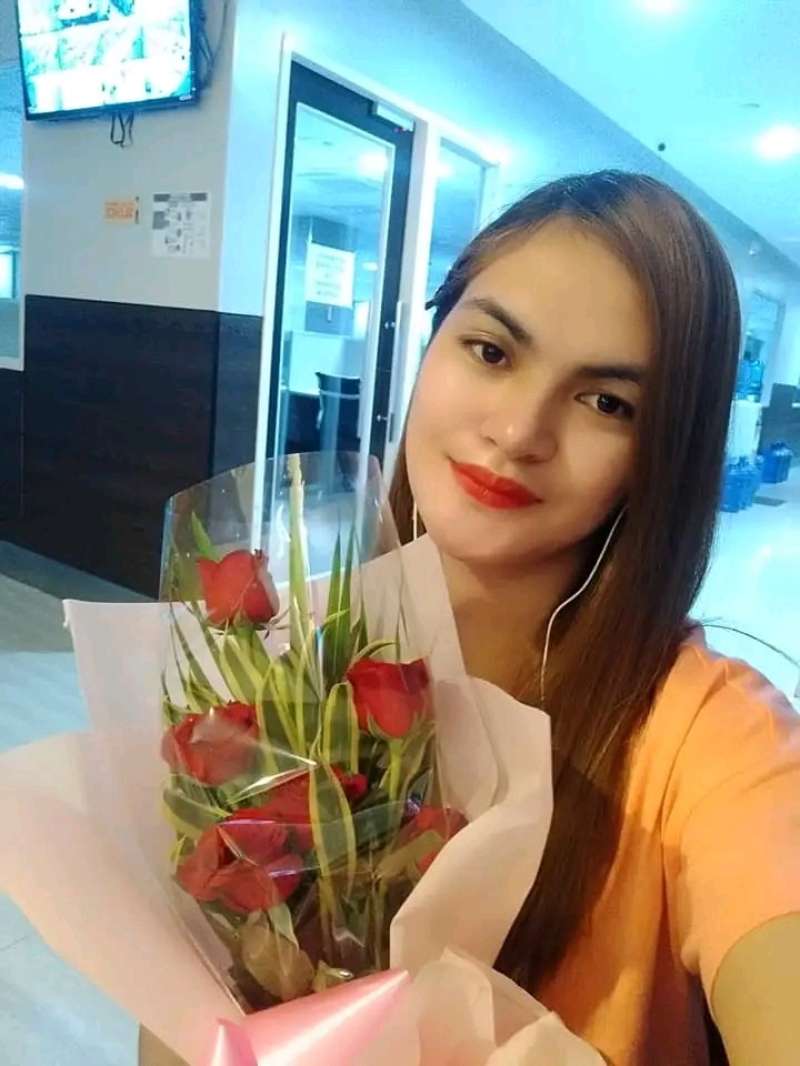 hi Housekeeper FILIPINA WILLING TO WORK ALL AROUND