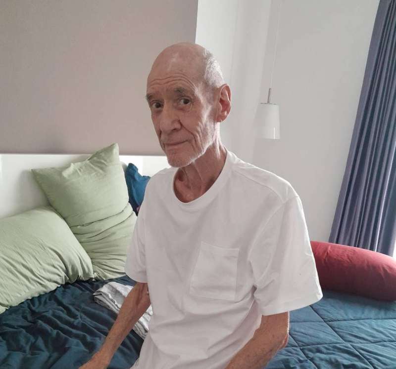 Hi Senior Caregiver Job, Amphoe Muang Chiang Mai | Senior caregiver PT / FT  for elderly English man.
